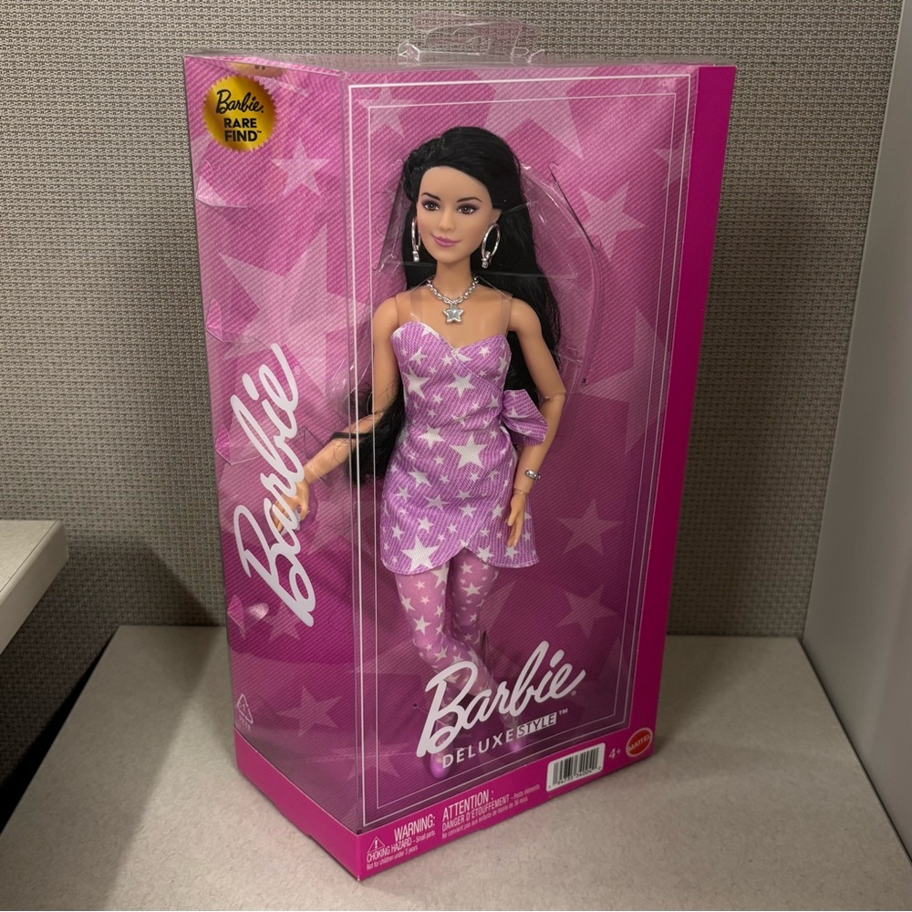 Mattel Barbie Deluxe Style Wave 3 Rare Find Raquelle Doll NEW